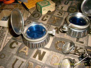 CIRQUE DE TRASH. UNDERGROUND GOGGLES